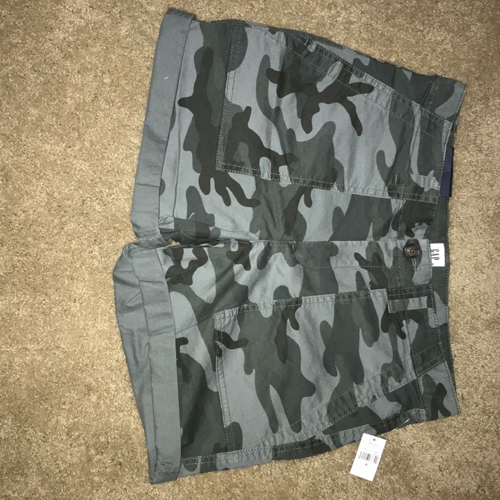 Camouflage Khaki Green Shorts